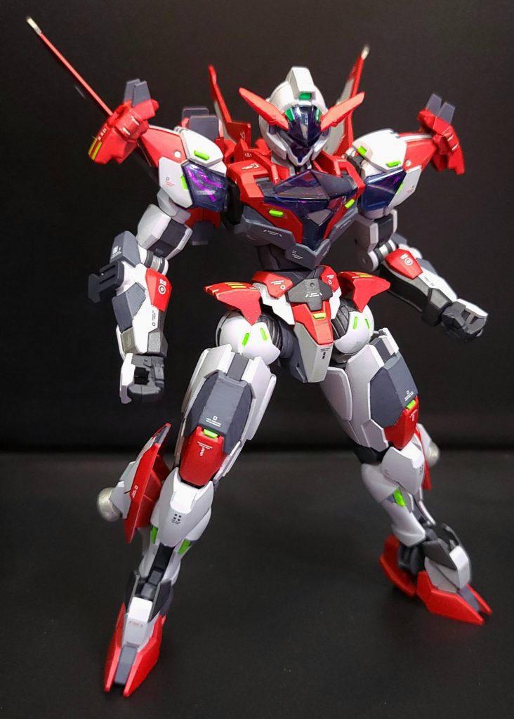 肩、腰に追加パーツで強化仕様   