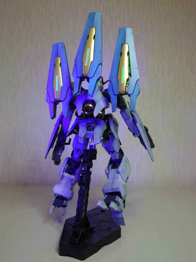 背中のアームとバラ売りのキヤノン以外は２体のみです。