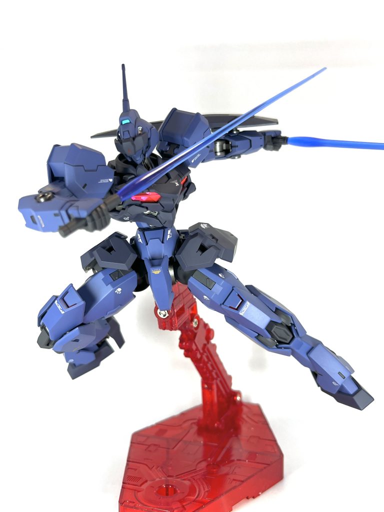 以上になります!デザインに曲線が多様されている水星MSですが、ガンヴォルヴァは珍しくカクカクしたデザインで、今回のように宇宙世紀機体のオマージュ機を作ったりするのにめちゃくちゃ使えそうですね早く再販されないかしら…ご覧いただきありがとうございました!!!