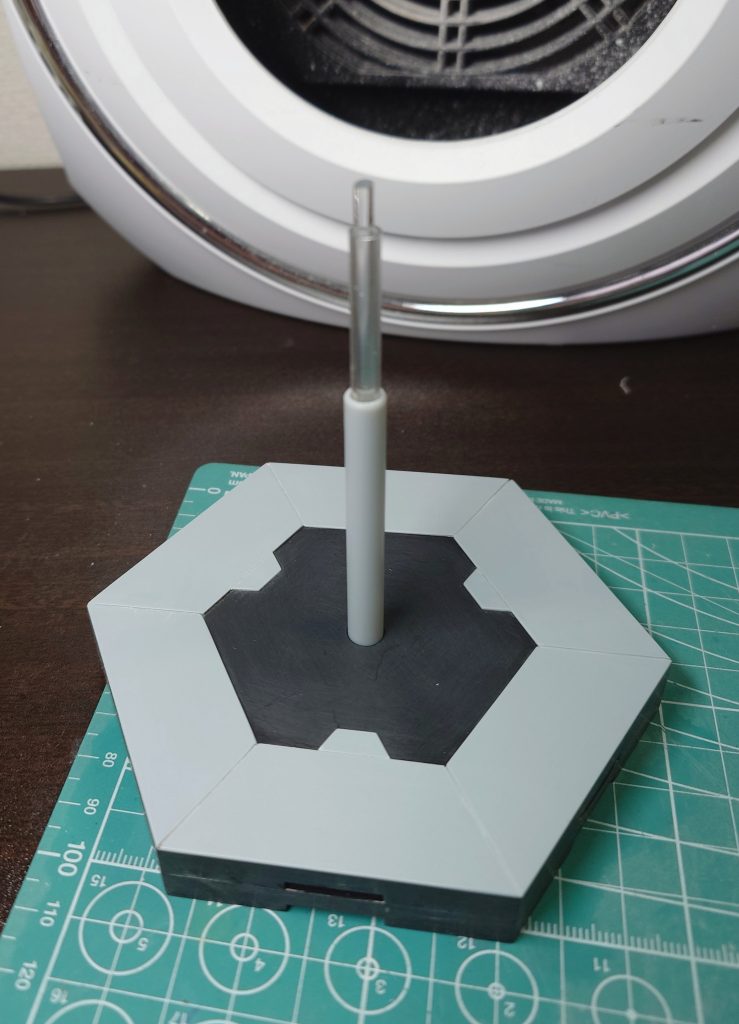 台座です。アクションベースを少し弄りました