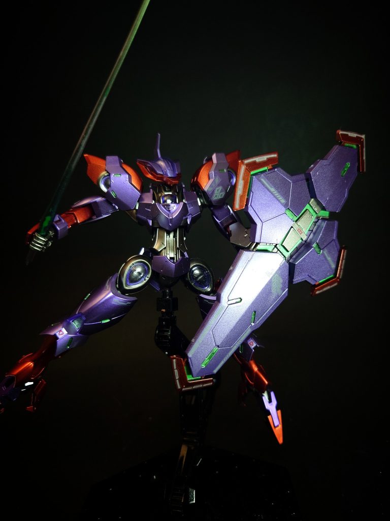 第12話ではフォルドの夜明けによるプラント・クエタ襲撃の際にカテドラル所属機がデリング・レンブランの安全確保を目的に出撃。道中でガンダム・ルブリス・ウルと遭遇し、アンチドートを使用して無力化を試みたが、パーメットスコア4に移行したルブリス・ウルの前に各個撃破された。