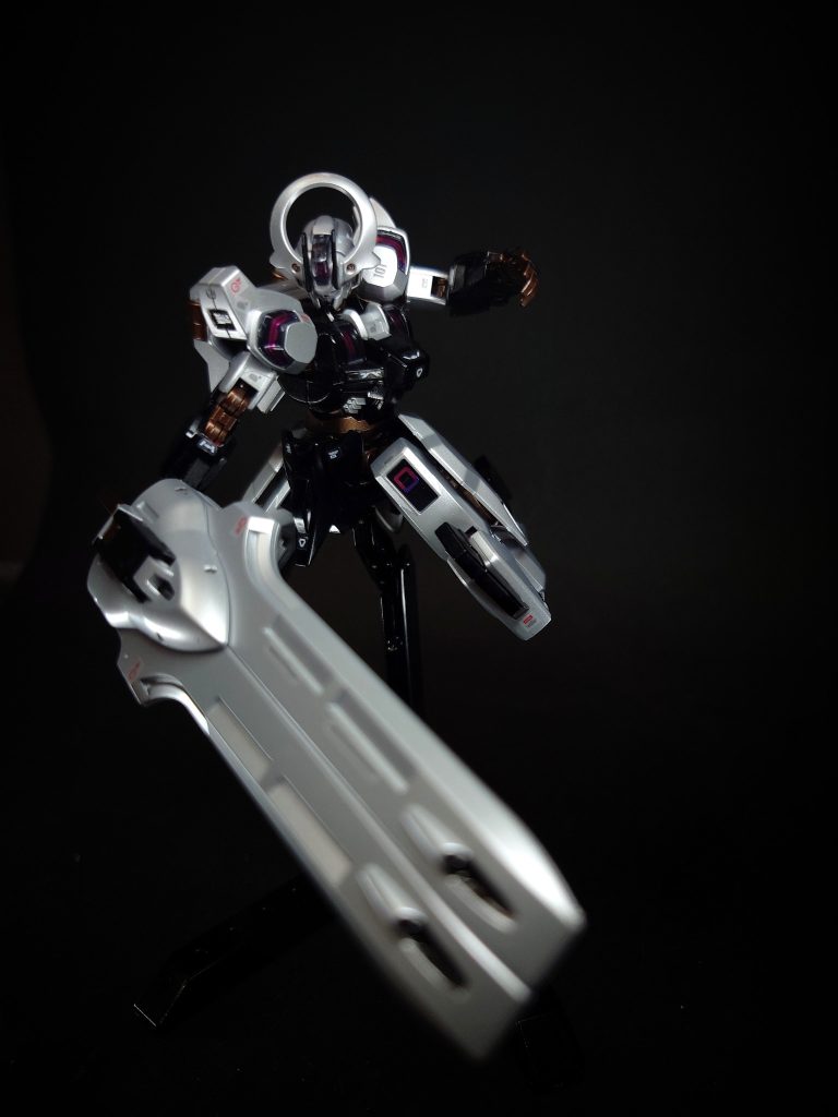 実際には、Schwarzを災厄、etteを女性と取り、『女性的な災厄』……すなわち本作のタイトルにしてキーワードである魔女と重ねるのが正しい解釈と思われる