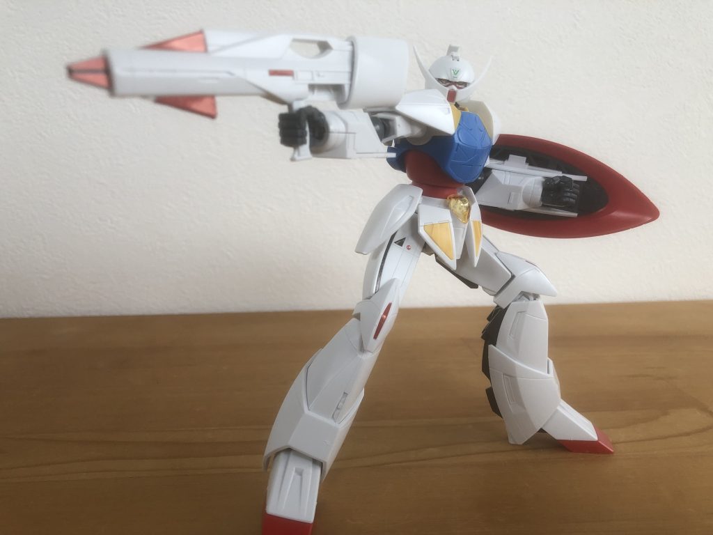 ビームライフル、ちょっとシール貼りミスって剥げてます。