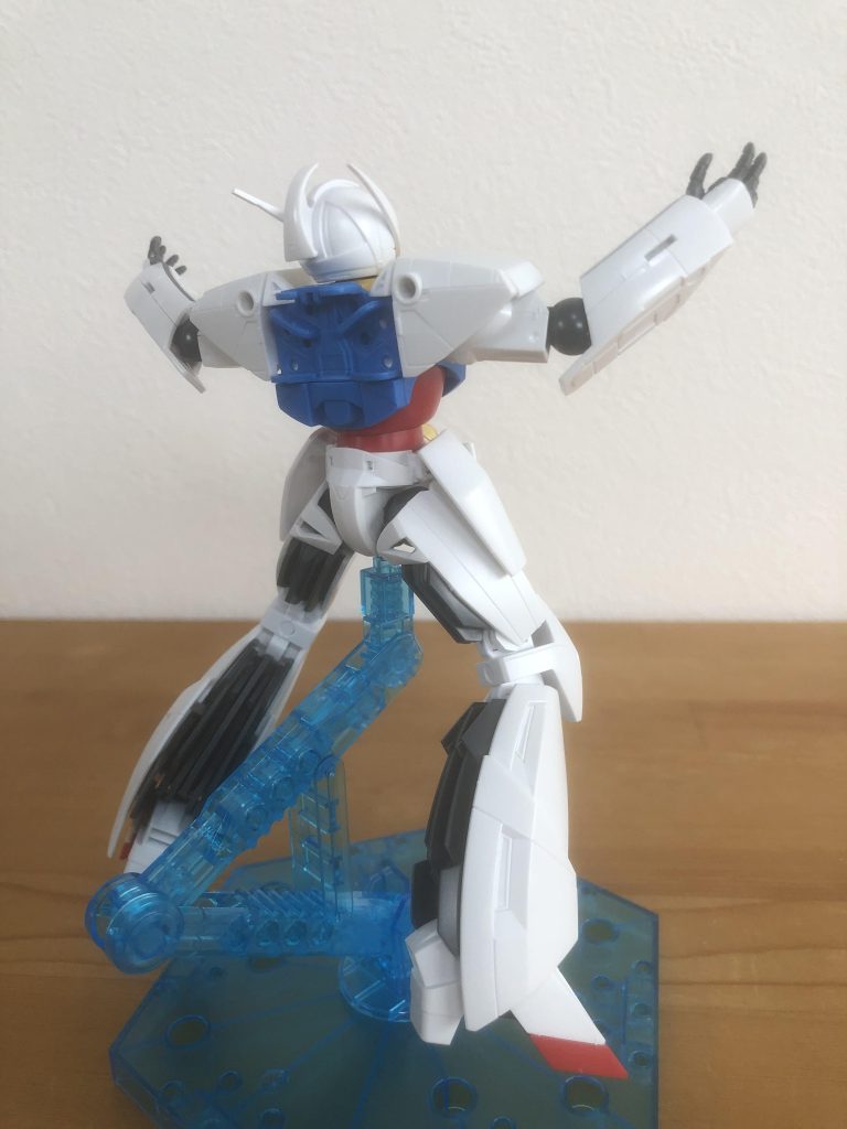 脚のスラスターの構造、よく出来てるなぁと感心してしまいました。