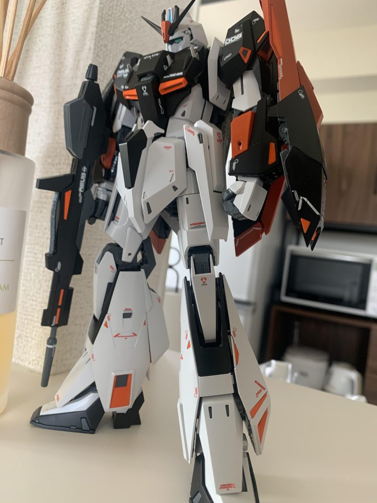 ZガンダムBLACK–3枚目/制作者：たく