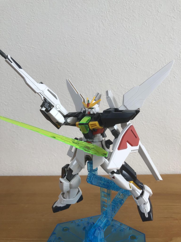 ビームソードの刃が独特でいい感じ。