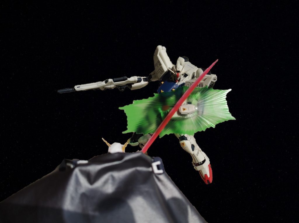 接敵時の加工無し版です。加工してないと安っぽい…