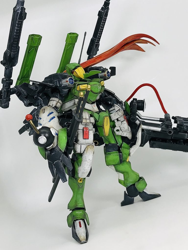 UC 0088突如地球を来襲した外宇宙機械生命体達（エイリアンレディ）との人類生存をかけた最終戦争苦戦する人類連合軍…しかしその時、謎のロボットが地球に飛来…ケロロ軍曹「あとは我輩に任せるであります！🐸」ついに登場、ケロロ軍曹！！タママ二等兵「あ！軍曹さん！やっと来たですか〜？僕もお腹治ったですぅ〜一緒に戦うですよ〜❤︎」エイリアンレディ VS ケロン星人たちの超兵器が激突する…全宇宙の覇権？を賭けた戦いが…今…幕をあけた！しかし…人々は思い出し不安に思っていた…その昔…地球に初めてケロン星人が現れた時の事を…※ケロロ軍曹の年齢は10500歳以上らしいです😨