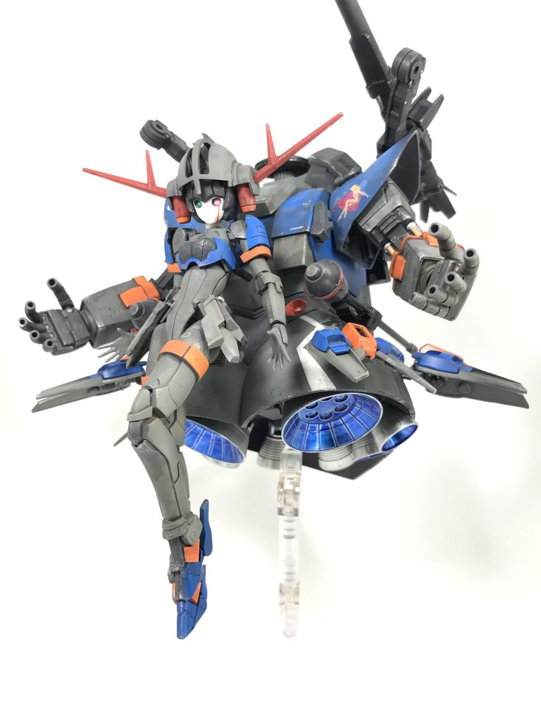 ジオラマなし状態美プラ部分は壽○のレイ○ャシールを使用…名前も知らないキットだったので入手に苦労しました…これを作りたくて初めて購入した美プラになります今回の写真は全て画像明るくしてないのに…これだけやたら明るい…ライト強すぎたか…🤔