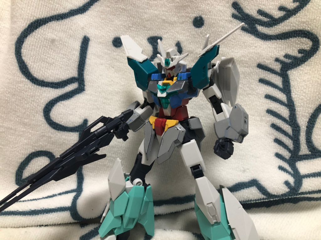 肩パーツに関してですが，アースリィのバックパックのパーツを肩につけ、それっぽく。