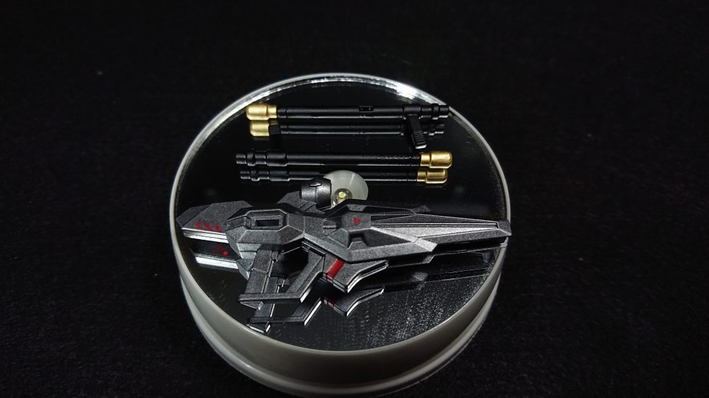 武装はエアリアルの機動力を最大限に生かすと考えてビームトンファーにしてみました保険を掛けないとどうしても落ち着かないのでビームライフルは持たせていますw