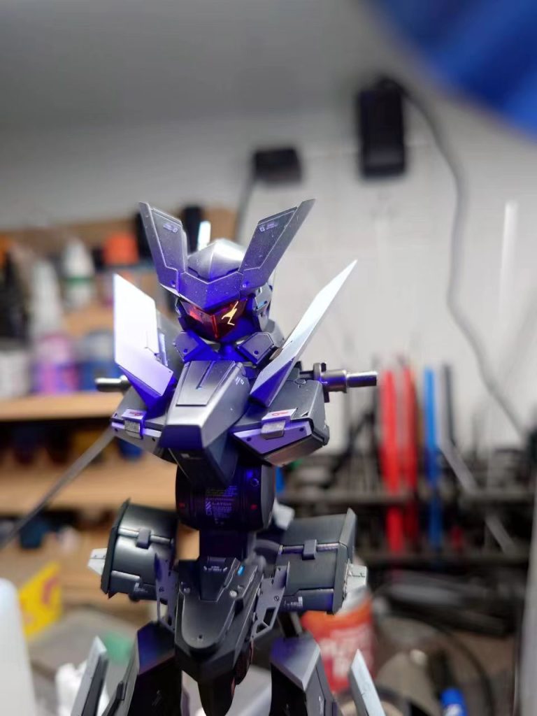 面部图案虽然有三种，还是觉得这种比较帅