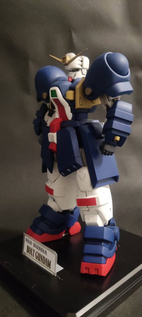 ボルトガンダム1/100–2枚目/制作者：えりぽ