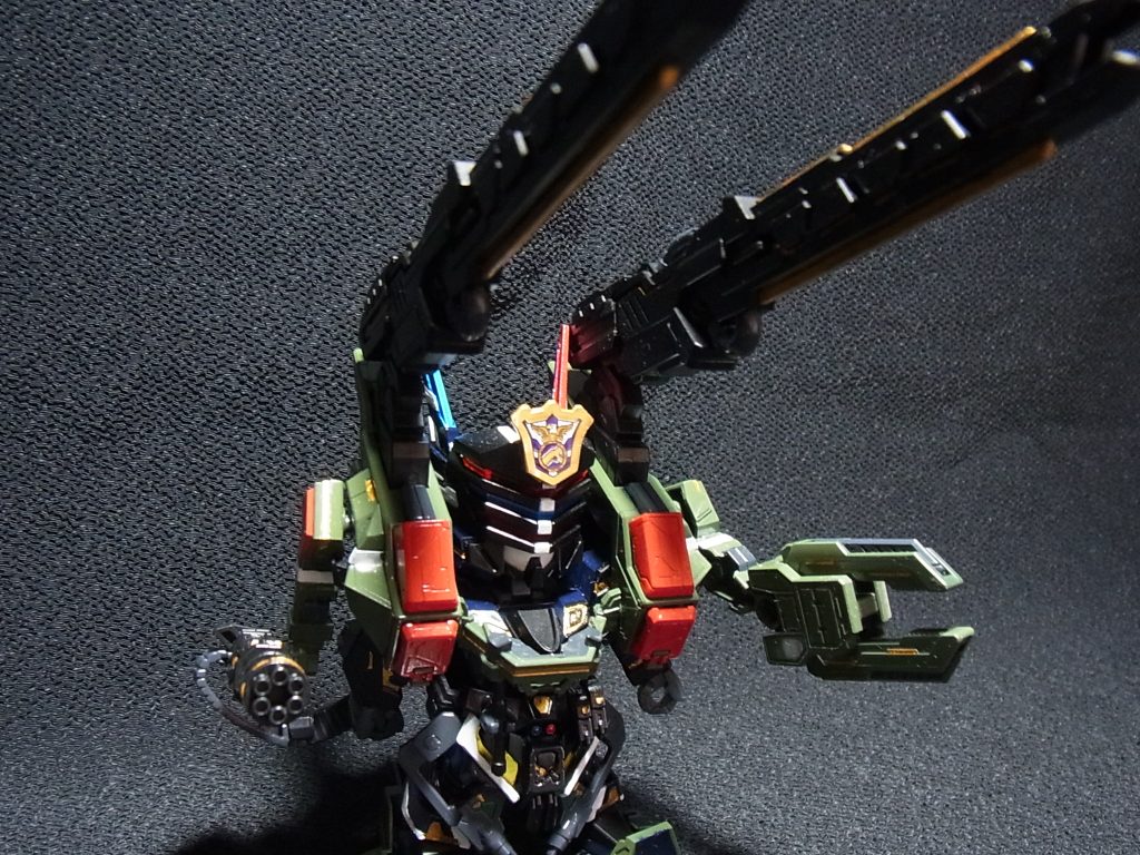 シリーズ全機筆塗り全塗装 12機目★SDW サージェントヴェルデバスターガンダムDX–3枚目/制作者：@gothloli_lyra