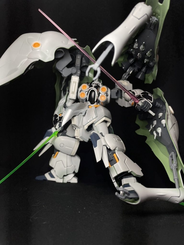 バインダーは大きくて重いのですが、ちゃんと支えてくれましたね。