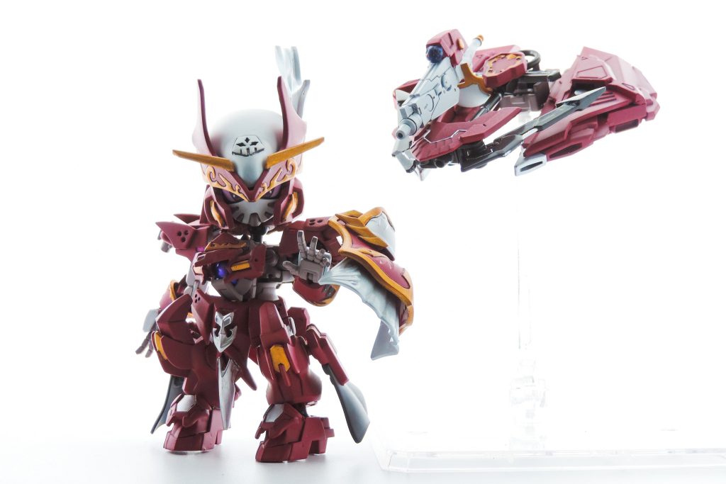 バックパック・GNアンカー・GNハンドガンが合体することで、 リィアンというサポートメカになる。 こちらも制御はHAROによって行われる。