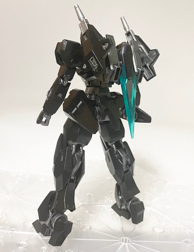 正面、バックはこんな感じ。