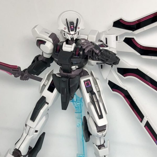 ガンダムシュバルゼッテ　部分塗装