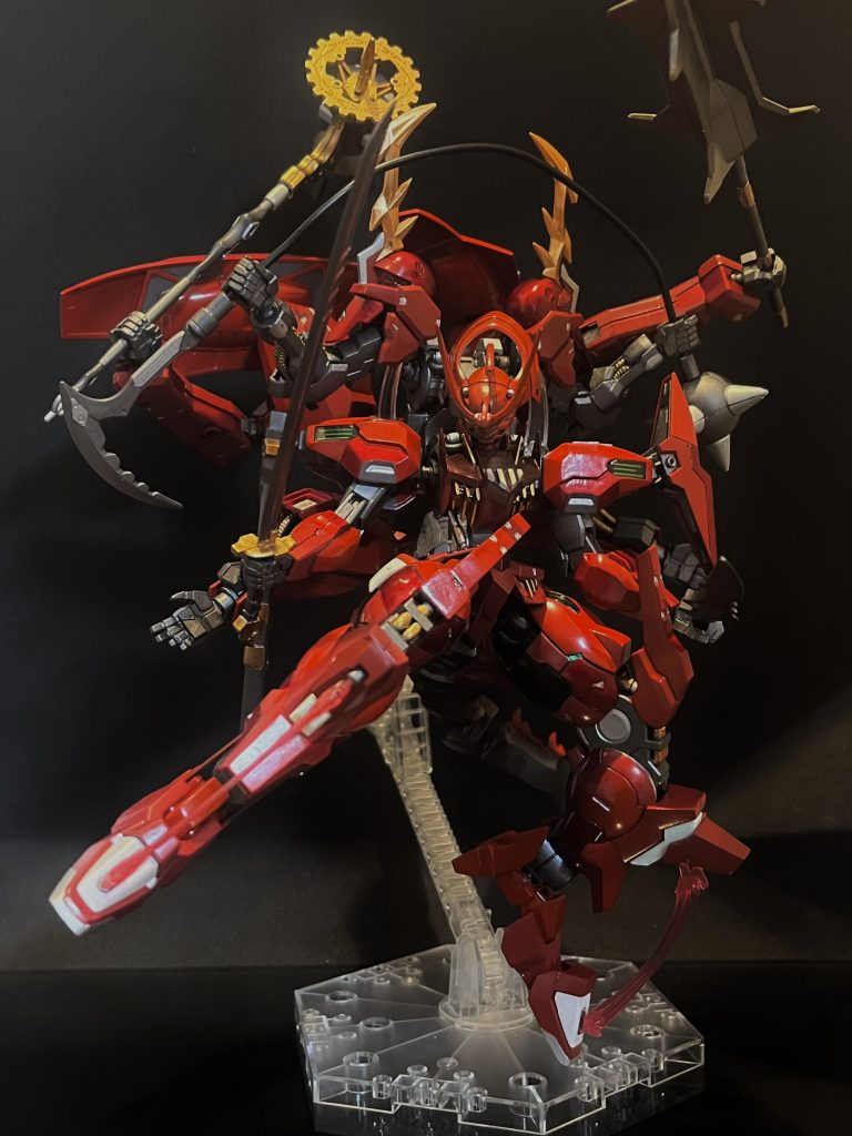 足も遊ばせず、しっかりと凶器にしてますォ(笑)このままクロー伸ばせばかなり強いかも。