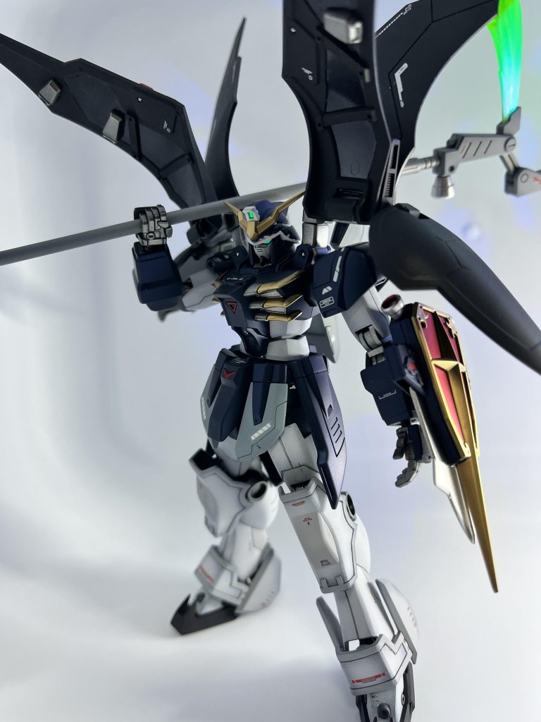 ご開帳。武装がビームサイズとバスターシールドぐらいなので、ビーム系の武器で普段はあまりしないグラデーションをしてみました。