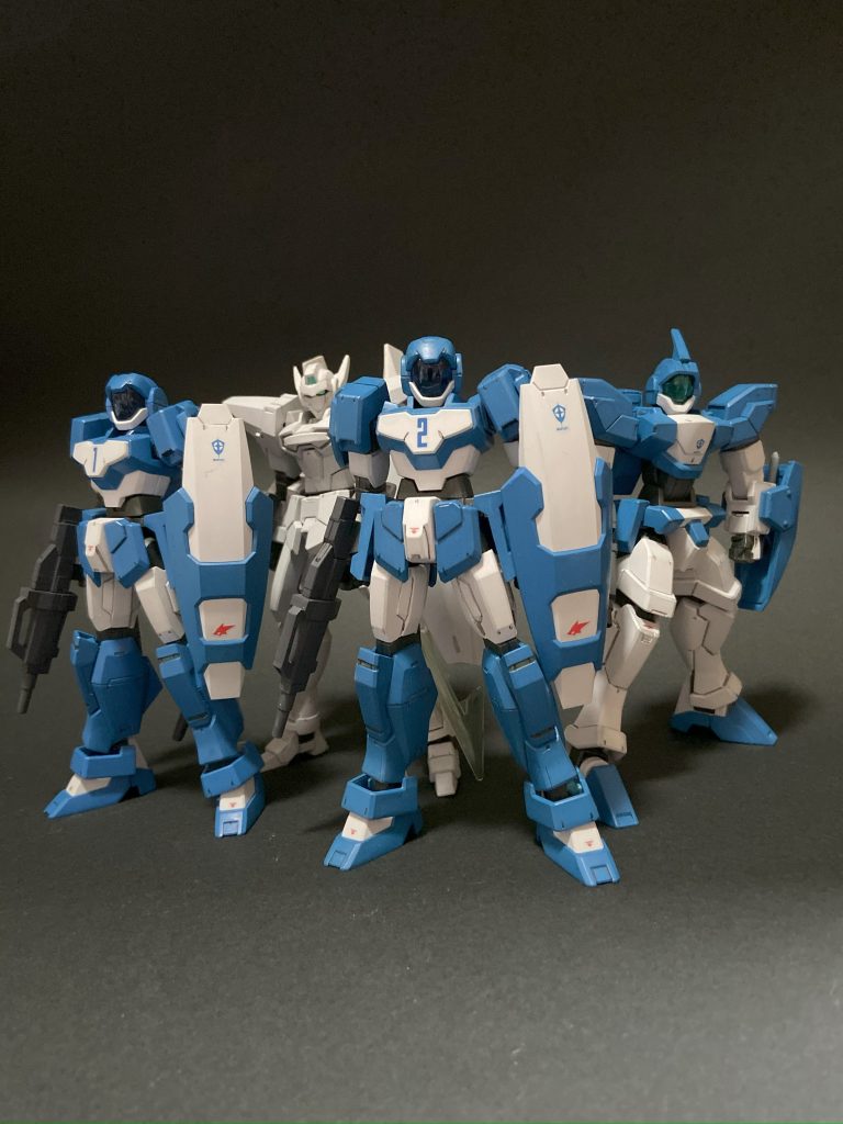ウルフさんも一緒に。地上波シリーズの中では屈指の名MＳ小隊だと思います。筆塗り・全塗装ガンプラ　２０２３　その３３