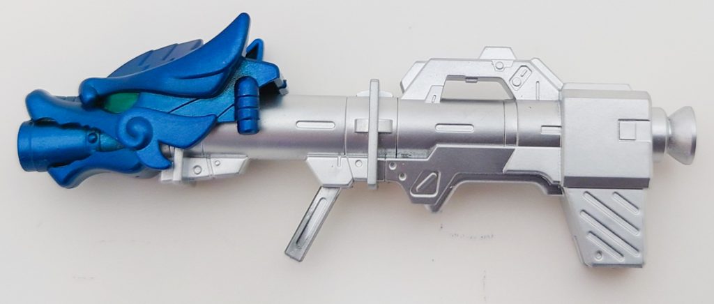 武器その２　ドラゴンバズーカHi-νガンダムのバズーカをアレンジして、青龍っぽい感じの武器に仕上げました。