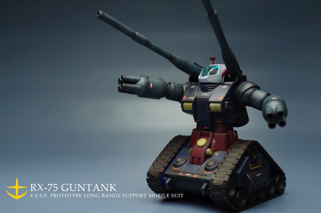 ポーズ その２最後までご覧いただきありがとうございました！【自分用メモ】＊使用した塗料　・水性ホビーカラー　　水性ブラックサーフェイサー1000　　H-21（グランプリホワイト）　　H-79（ダークイエロー）　　H-514（ジャーマングレー/グラウ）　　H-20（つや消しクリアー）　・タミヤアクリル　　XF-7（フラットレッド）　　XF-8（フラットブルー）