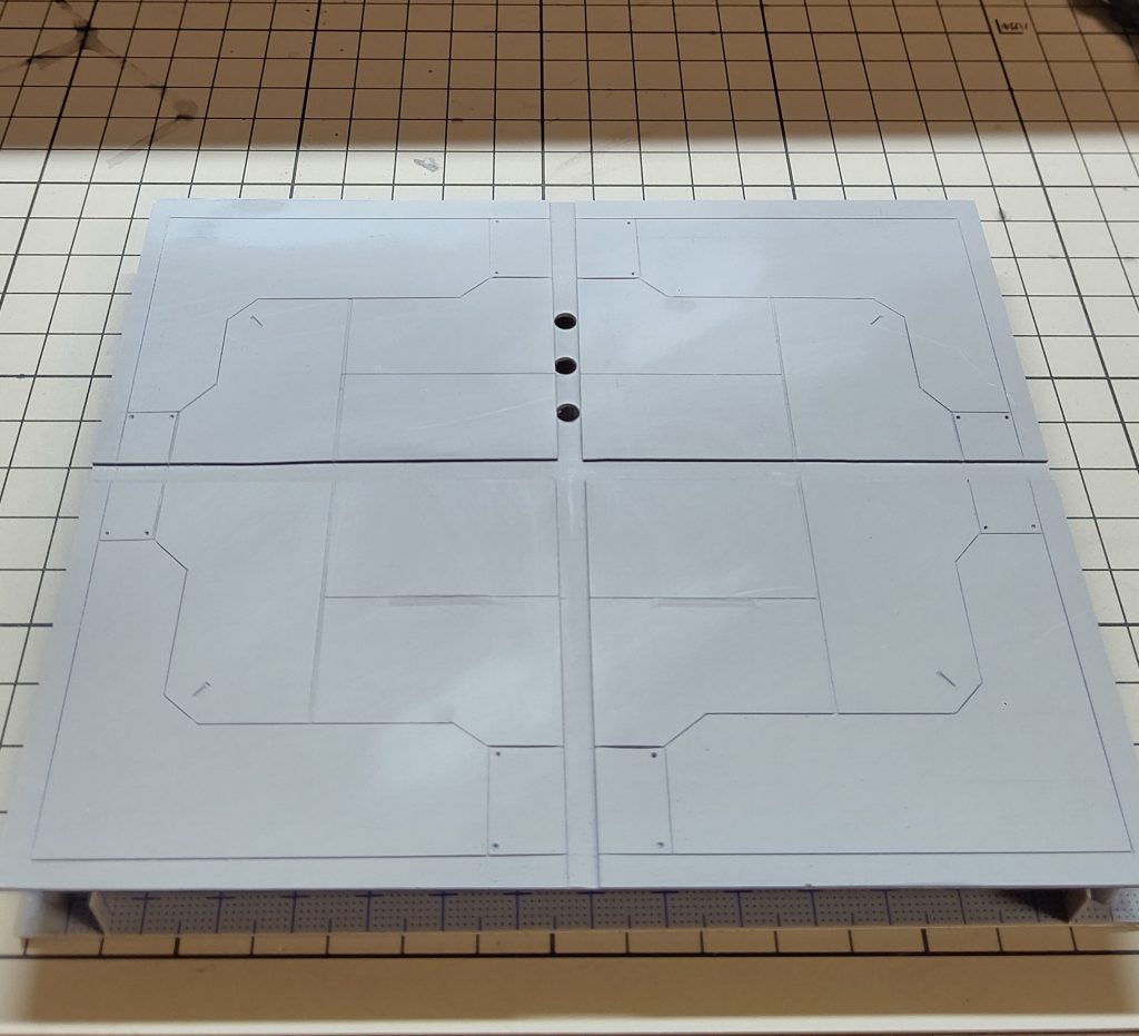こちらはオリジナルの台座をスクラッチしたところです。けっきょく撮影時は使いませんでしたが他のガンプラにも使えるので