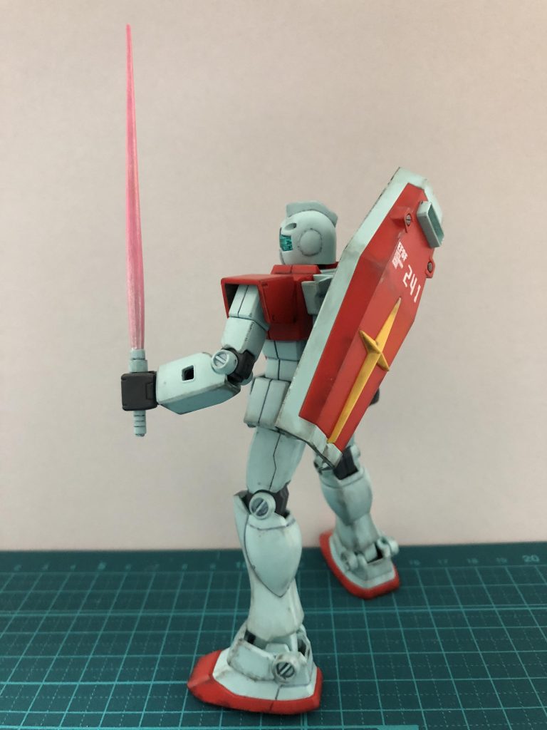 サーベルはガンダムマーカーのシャインシルバー下地で蛍光ピンク_φ(･_･最後までご覧いただきありがとうございます(๑˃̵ᴗ˂̵)