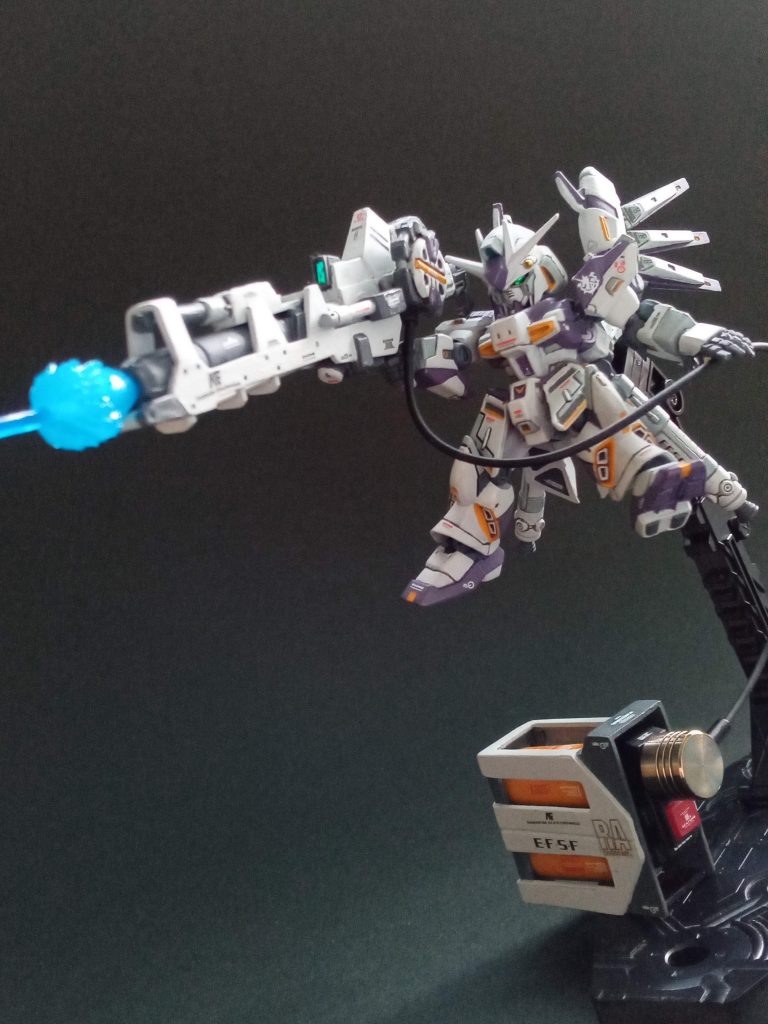 エフェクトパーツをUVレジンで制作。