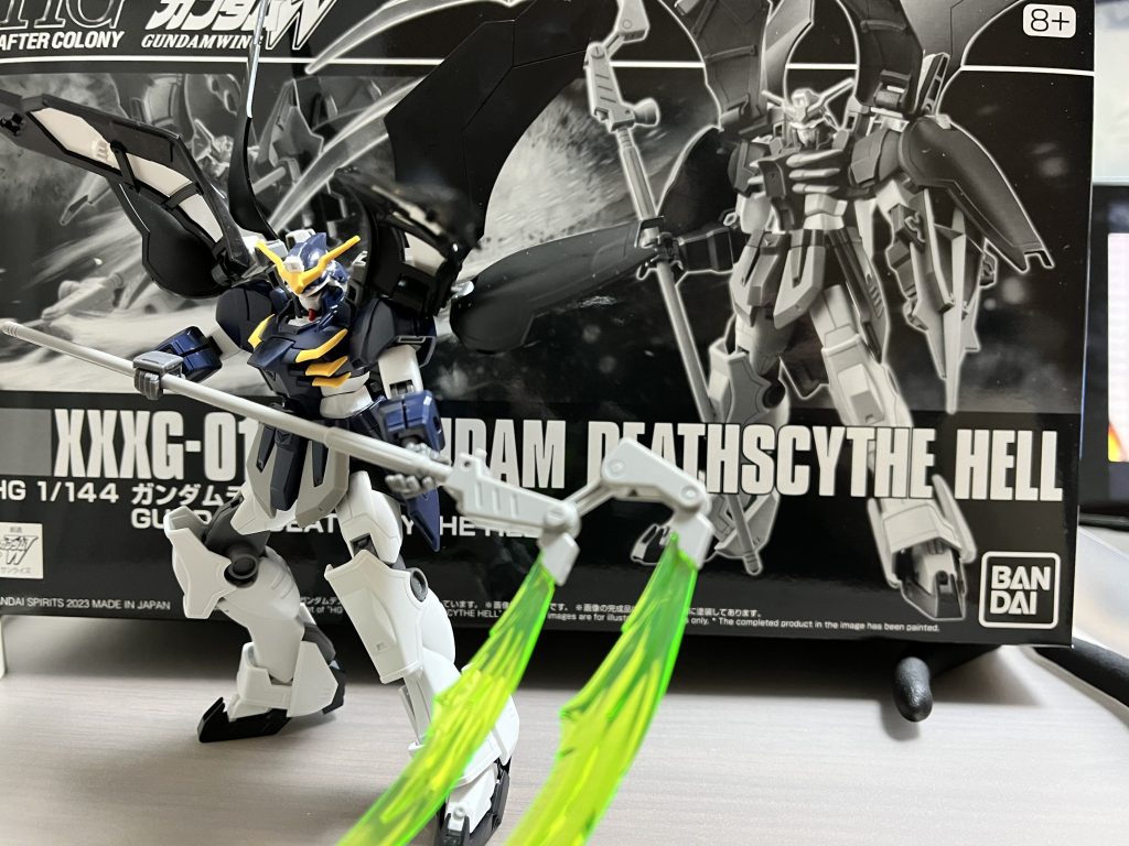 仮組。最近のキットはただ組んで艶消しとスミ入れデカールで十分過ぎるくらいカッコいいと思い。いつも全塗装への葛藤がありますが、完成するとやって良かったと充実感に満たされます。まだ投稿時点ではまだ受注してるので、もう1個買ってパチ組で飾ろうかな。