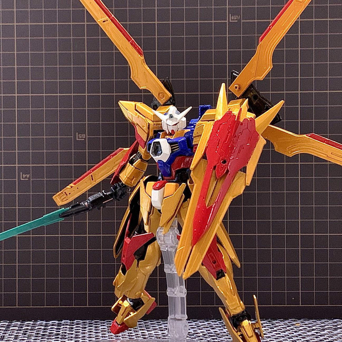 ガンダムAGE-1 フェニックス｜ケンザキタイガさんのガンプラ作品｜GUNSTA（ガンスタ）