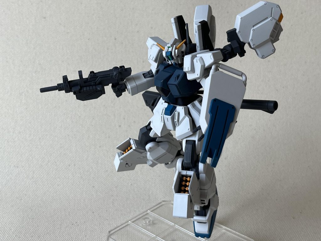 脚部誘導ミサイル