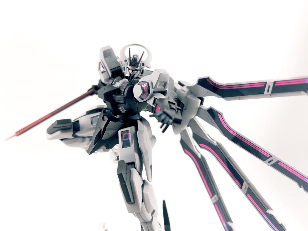 ガーディアンのプラスチックシールがいいですね。貼るだけで綺麗で幸せ。