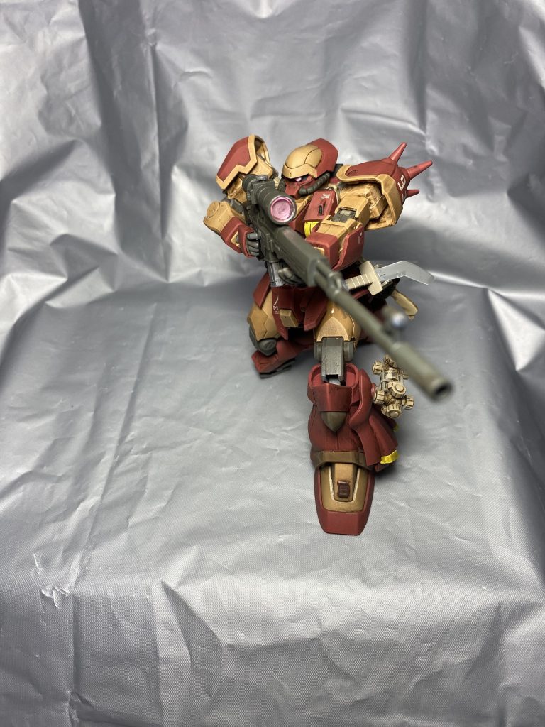 狙撃ライフル構えて!