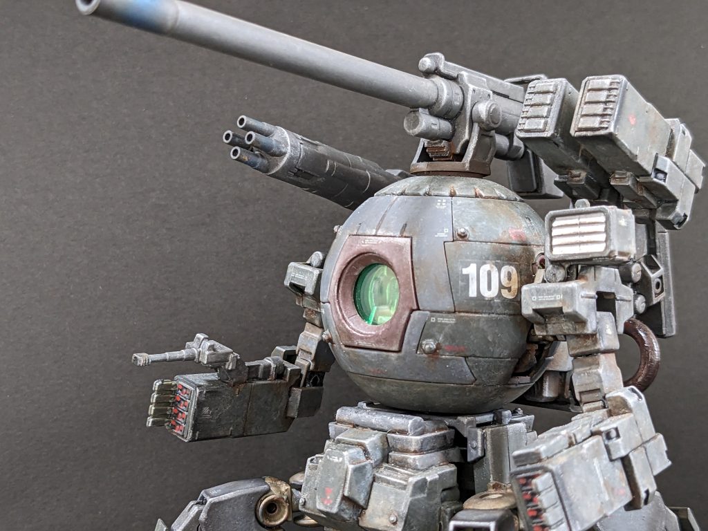 【上半身?】風雨に晒された感じを目指してウォッシングと錆表現は強め。それである程度の使用感は出せたと思いましたので、チッピングは省略。