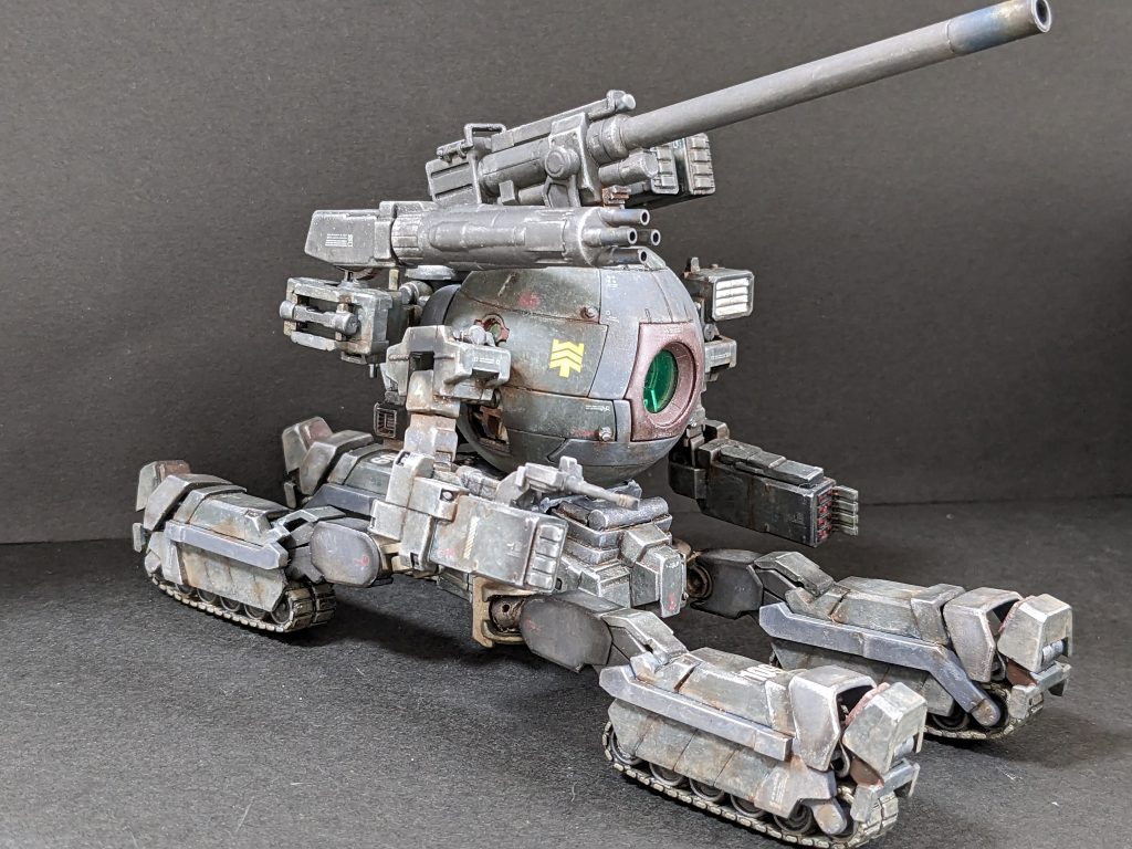 タンク形態。戦闘中というよりは、待機・行軍中の想定です。