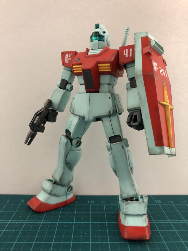 部分塗装はガンダムマーカー。ウェザリングはリアルタッチマーカーとウェザリングマスター。デカールはガンダムデカールのサイドストーリーとZ/ZZ汎用を主に使用。あとはスジボリ少々_φ(･_･