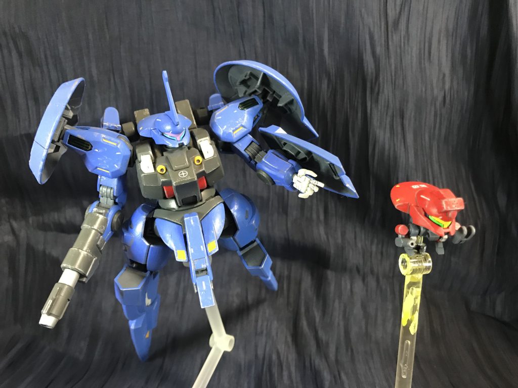 ジュターク兄弟により、フェルシーが危ない事をしないように見張る「見守り機能」も搭載されているがフェルシーはその事を知らない。