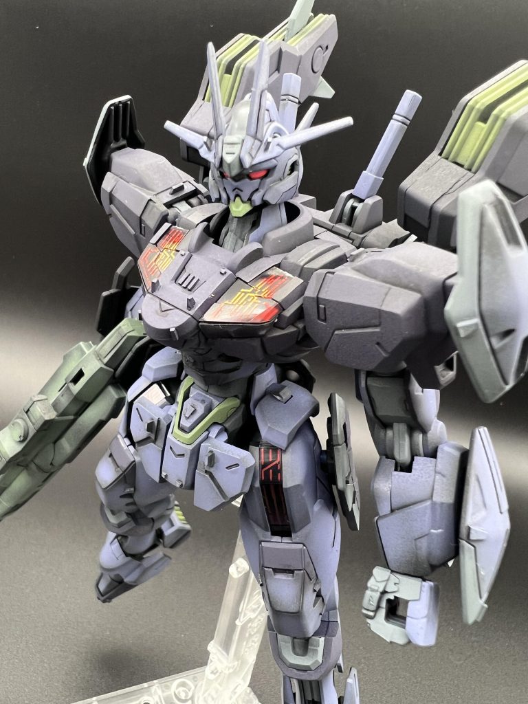 各所にポイントで入れたグリーンがお気に入りです。