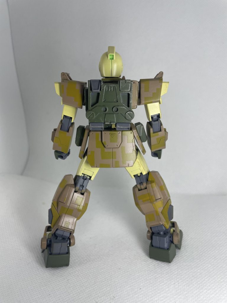 ボディ部はタンに、イエロー迷彩ぽく仕上げましたがカラー組み合わせがちょっとイマイチだったかも。
