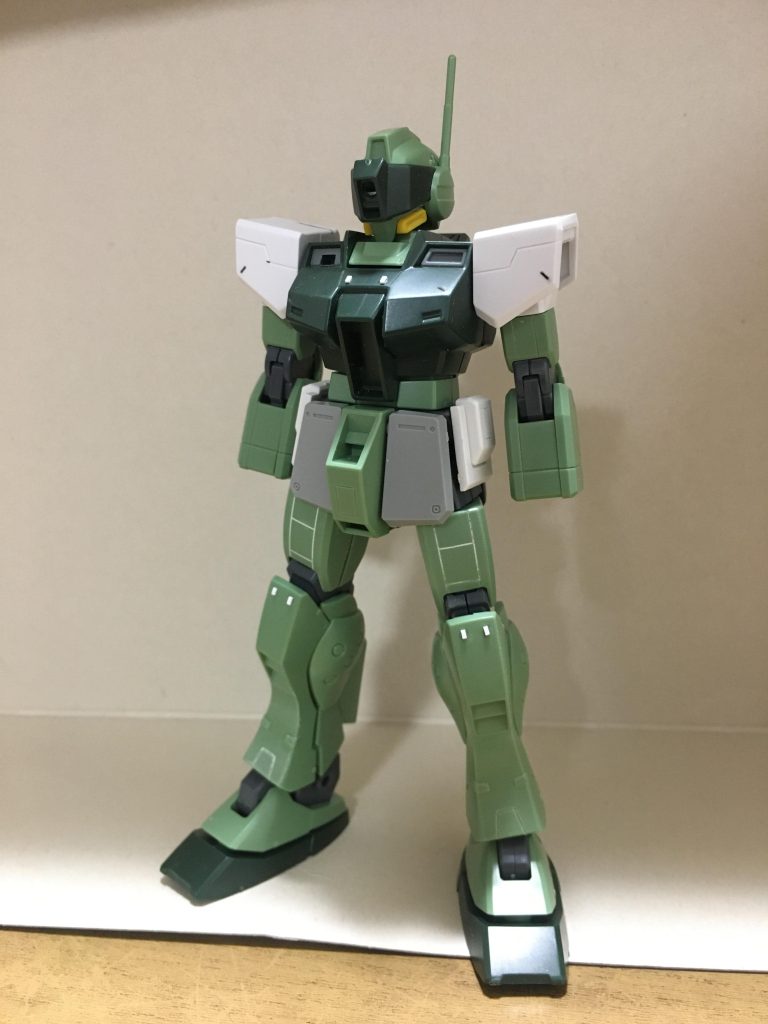 塗装するちょっと前です。パーツを置き換えた箇所が分かると思います。