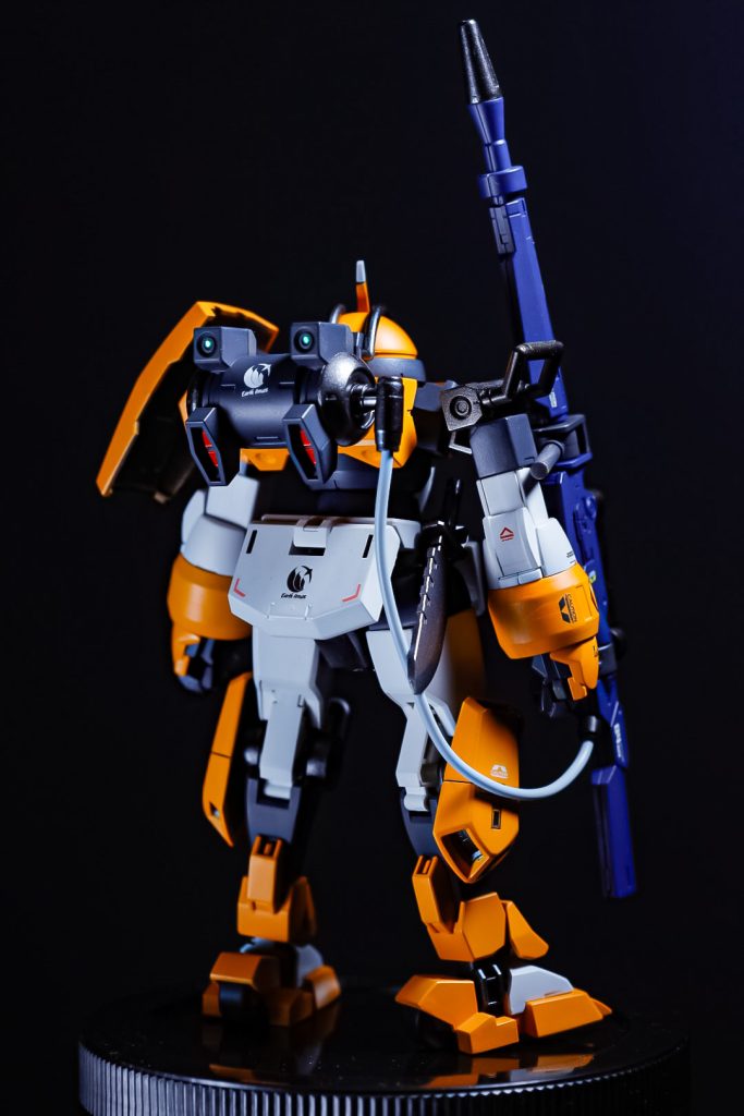 そもそもパイロットがあれだけ個性的なのだし　それにしてはオリジナルの機体色がなんだか地味めだったのでもっと明るい山吹色くらいでどうかなとやってみました！