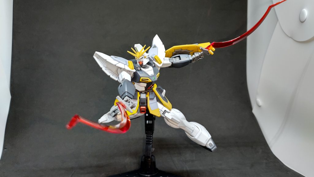 赤熱したヒートショテル。角度付き持ち手はこういうときありがたい。