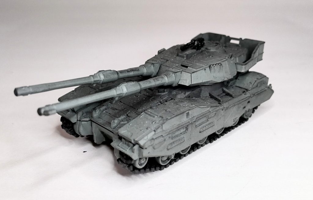 61式はグレー単色で塗装で汚し、艶消しです。特に見所なくすみませんm(_ _)mガンプラの楽しみ方としてジオラマやストーリーを作る際はこういった引き立て役が大事ですよね。バンダイさんは500円のガチャガチャで1/144、61式戦車、フライマンタ、コアファイター、キュイとか出してくれないかな（´-`）.｡oO