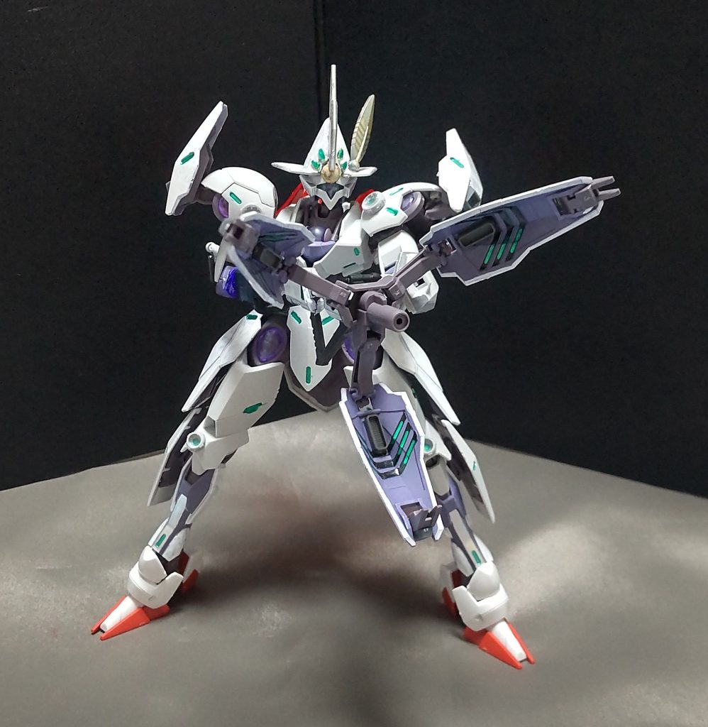 ミカエリスの右腕についているのと同じ物だが、威力に関しては倍くらい強くなっている。射程距離はライフルモードより短い。