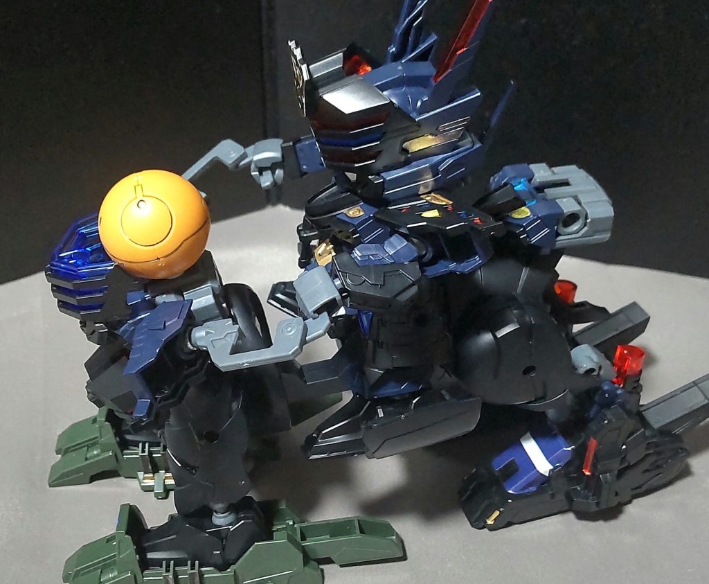 今回はハンドルを操縦桿みたいにしてますが、上の画像のように横向きにすることが出来ます。