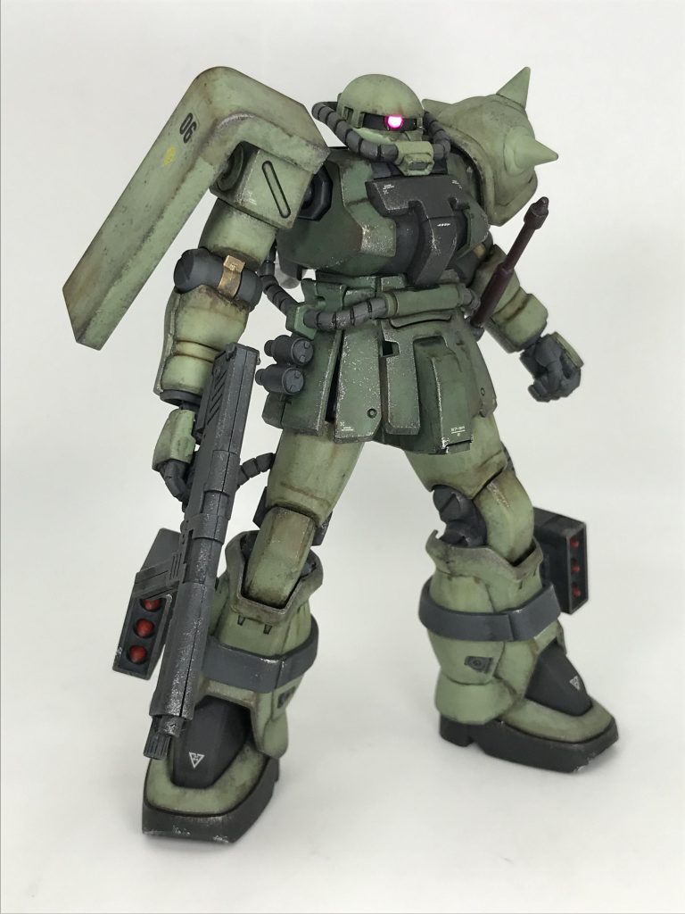 無塗装パチ組→少しだけデカール+マーキングシール貼り→つや消しスプレー→数年放置…→成形色を活かしたお手軽ウェザリング