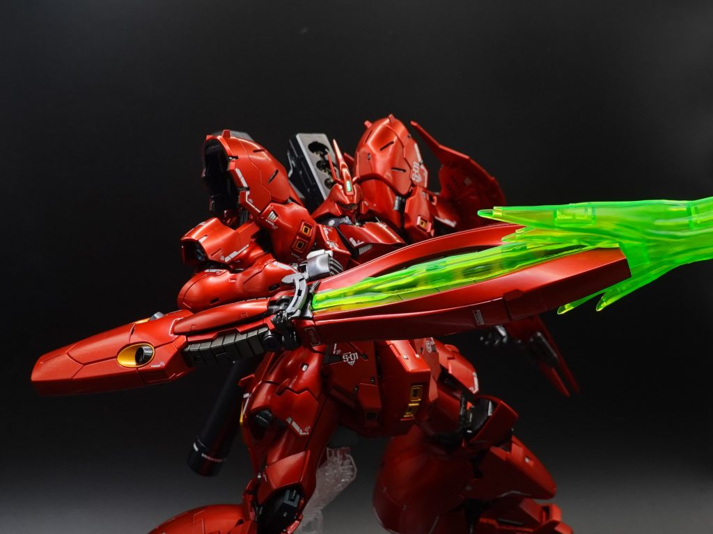 ファンネルエフェクト。これまた非常にでっかく画角に収まりませんｗ軟質素材なので塗装は迷いましたがしませんでした。