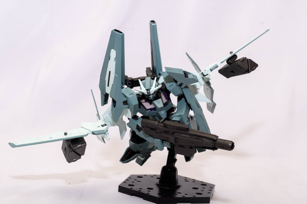 ビームディフューズガンルブリス・ソーンの装備。フォルドの夜明けから届いていた補給物資から拝借している。